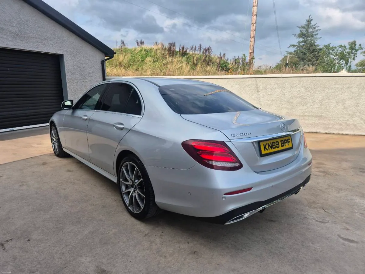 2020 MERCEDES E220 AMG LINE PREMIUM - Image 3