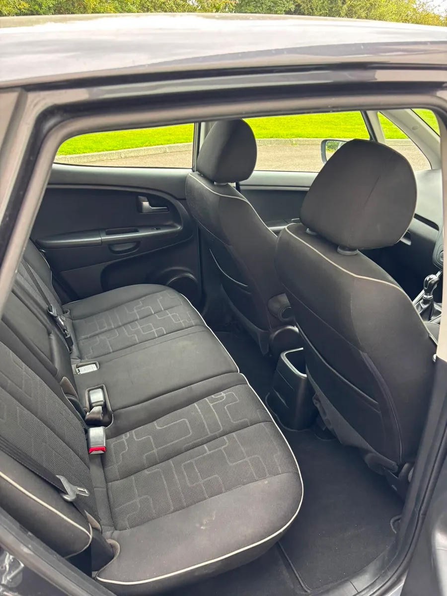 2018 Kia Venga - Image 5