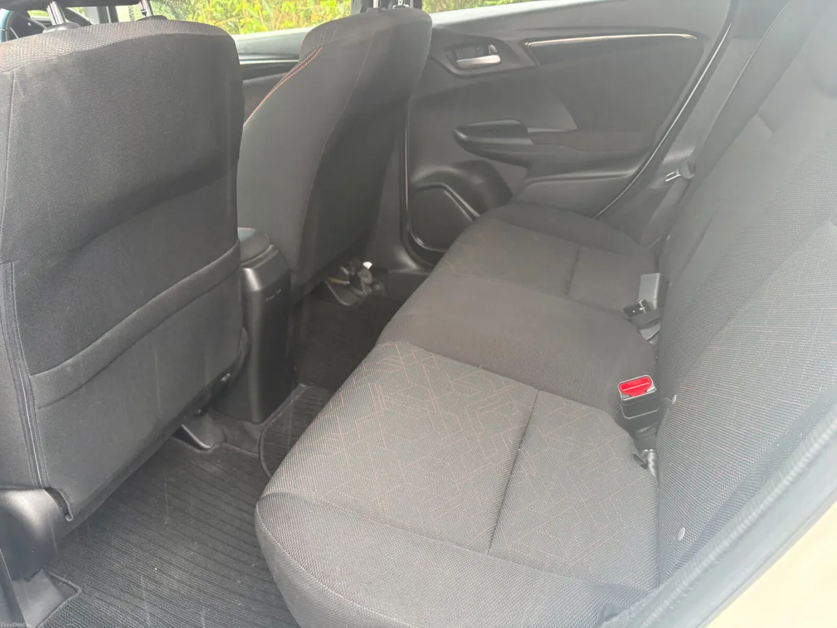 Honda Fit 2014 - Image 6
