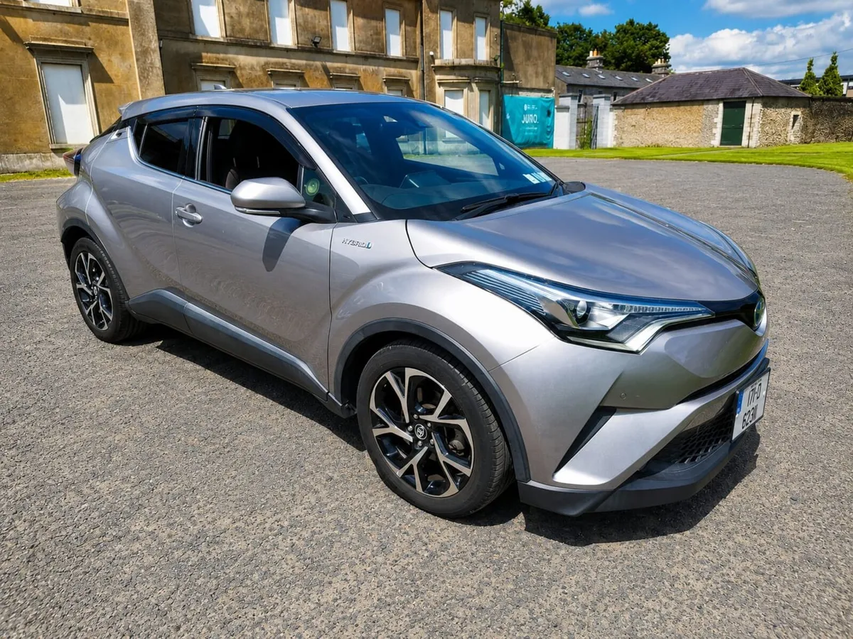 2017 Toyota C-HR 1.8 Hybrid SOL – TOP SPEC - Image 2