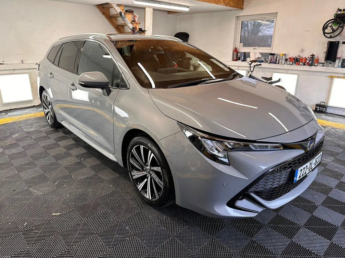 2022 Toyota Corolla Touring Sports Hybrid iDesign - Image 1