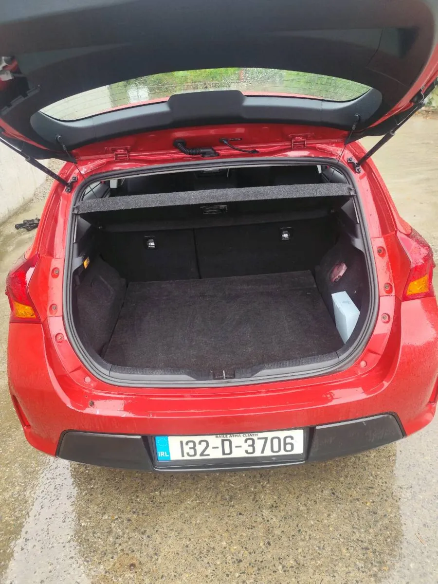 Toyota Auris - Image 5