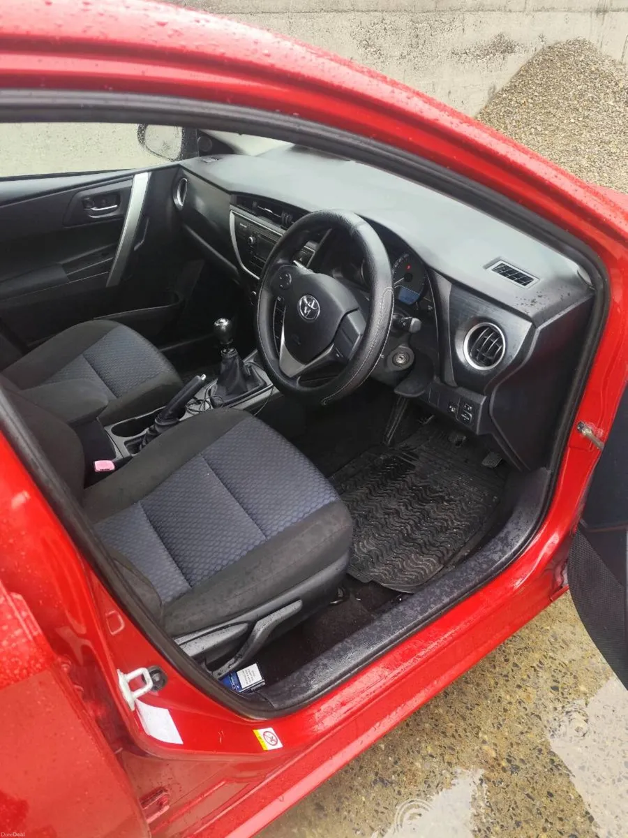 Toyota Auris - Image 6