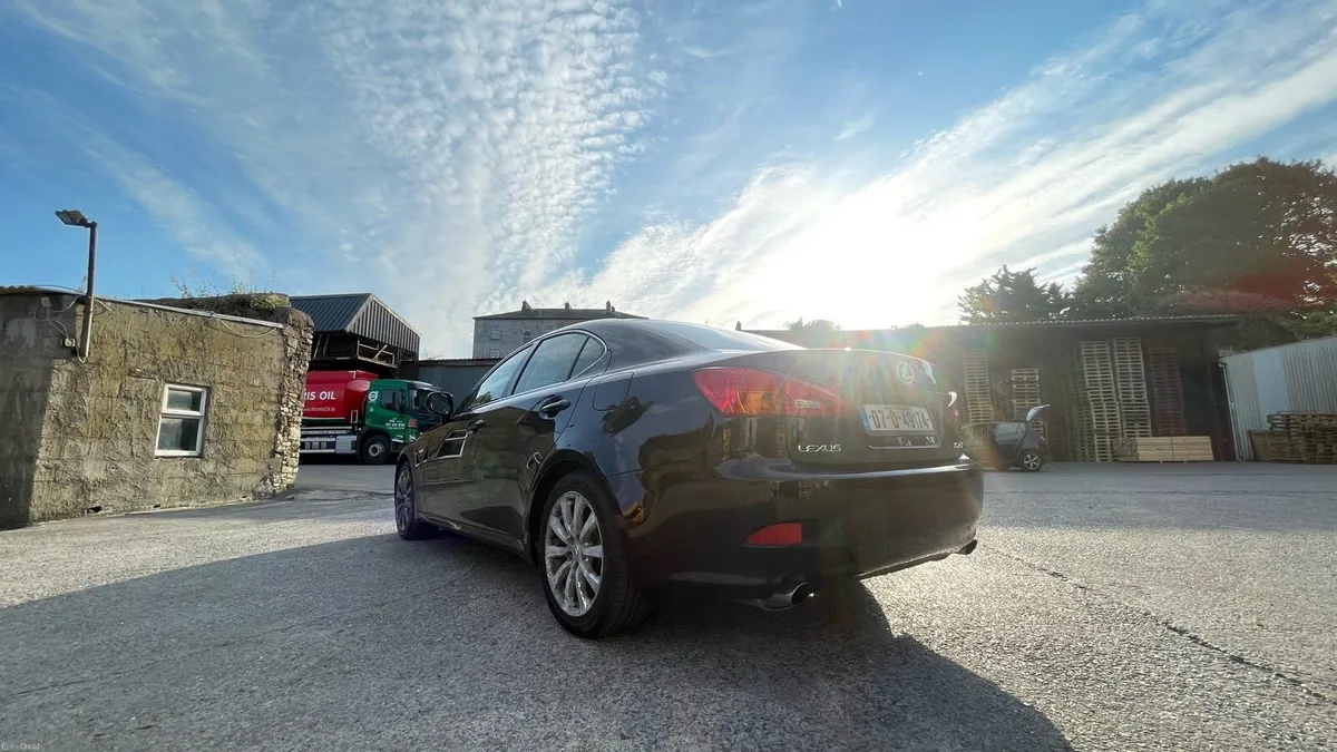 Lexus Is250 Executive - Image 3