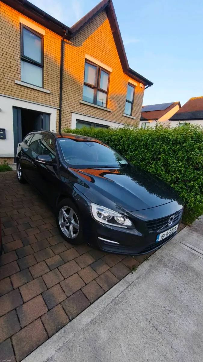 Volvo D4. V60 - Image 4