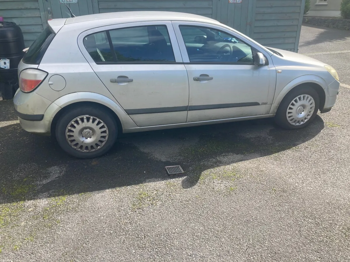Opel Astra 2004 - Image 3