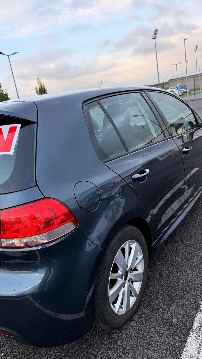 VW GOLF RLine 1.6 Diesel Automatic Irish Car - Image 3