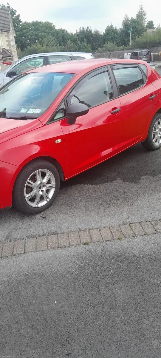 SEAT Ibiza 2012 - Image 2