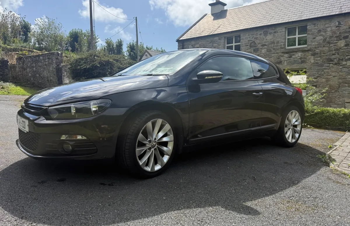 Volkswagen Scirocco 2014 Manual - Image 1