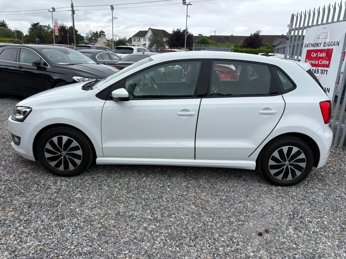 Volkswagen Polo Automatic bluemotion - Image 6