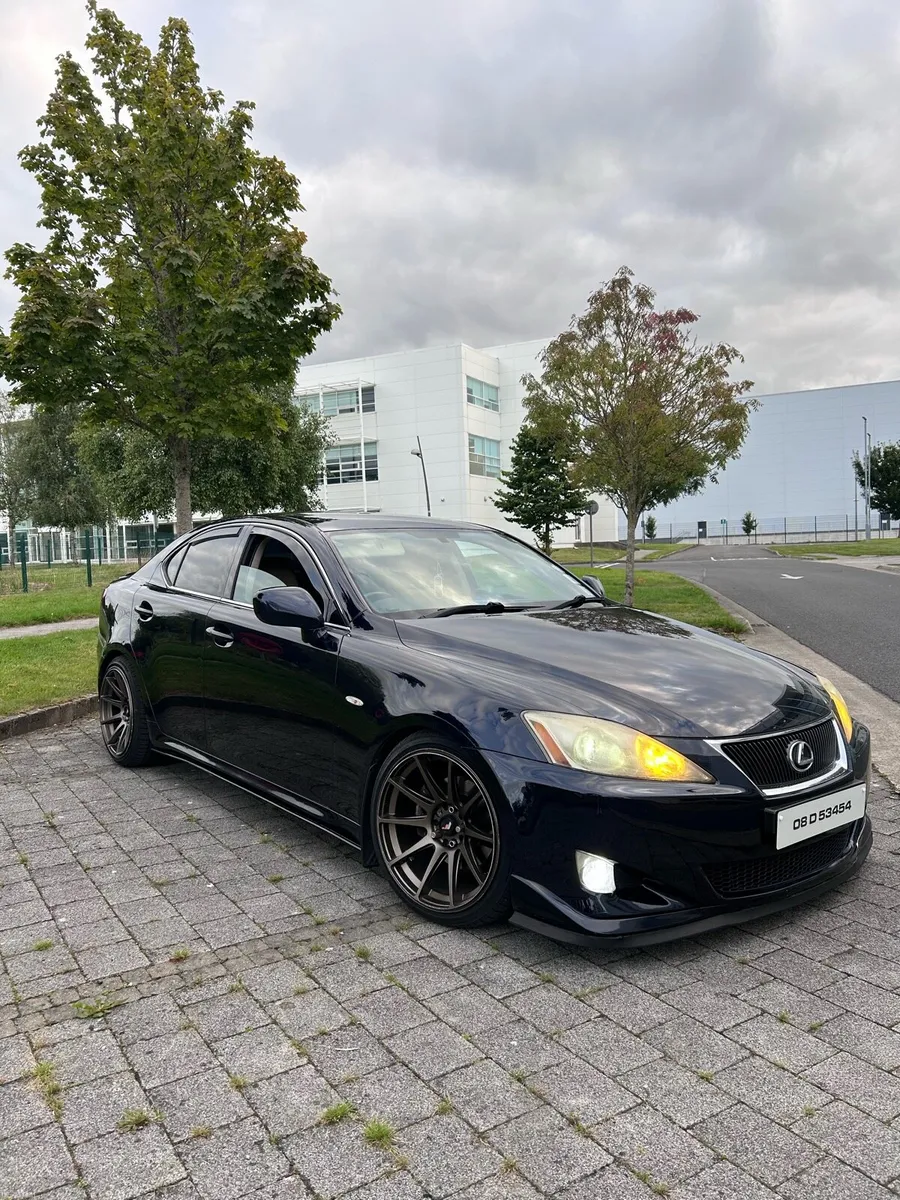 2008 Lexus IS250 Manual - Image 4