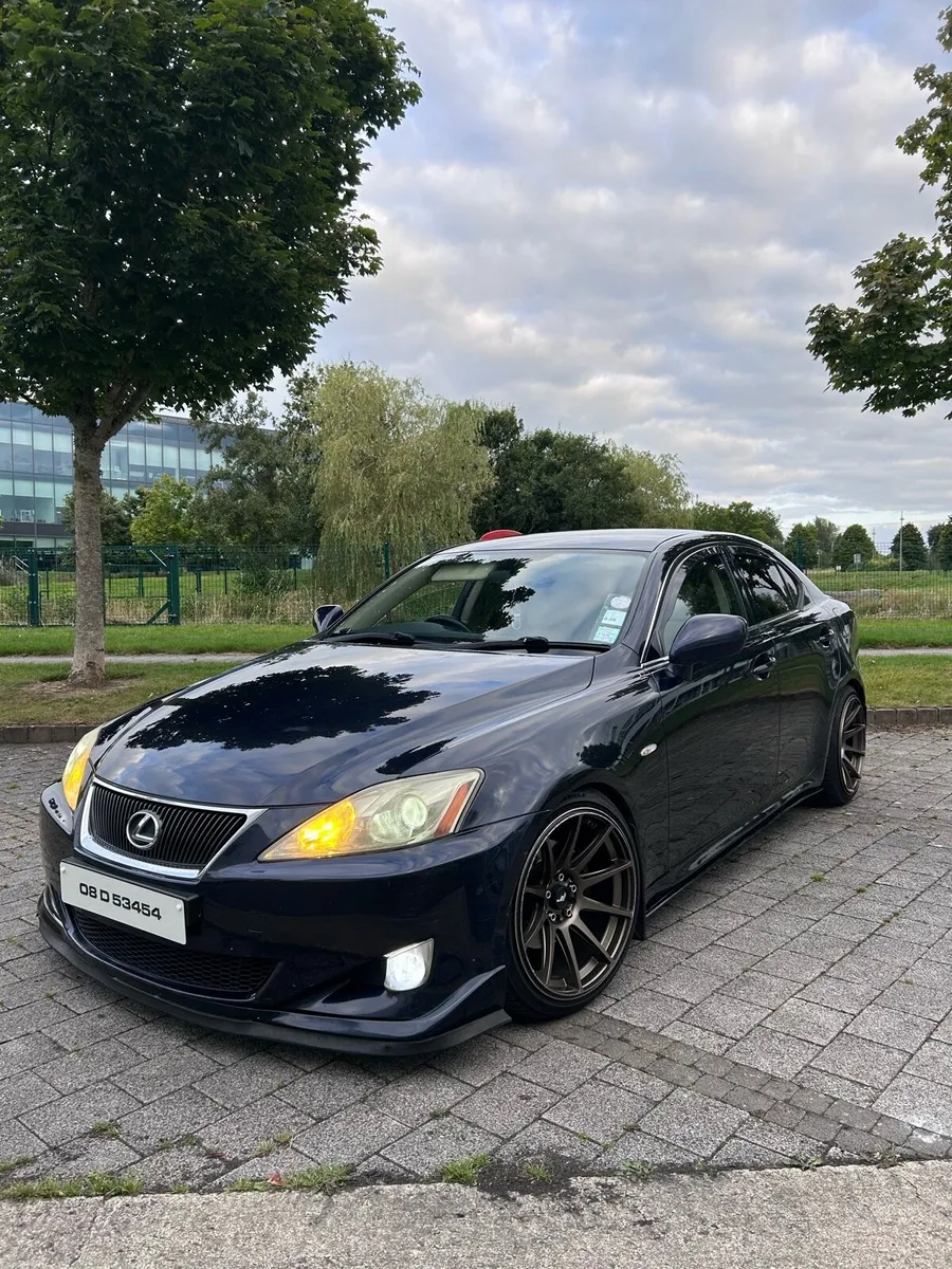 2008 Lexus IS250 Manual - Image 2