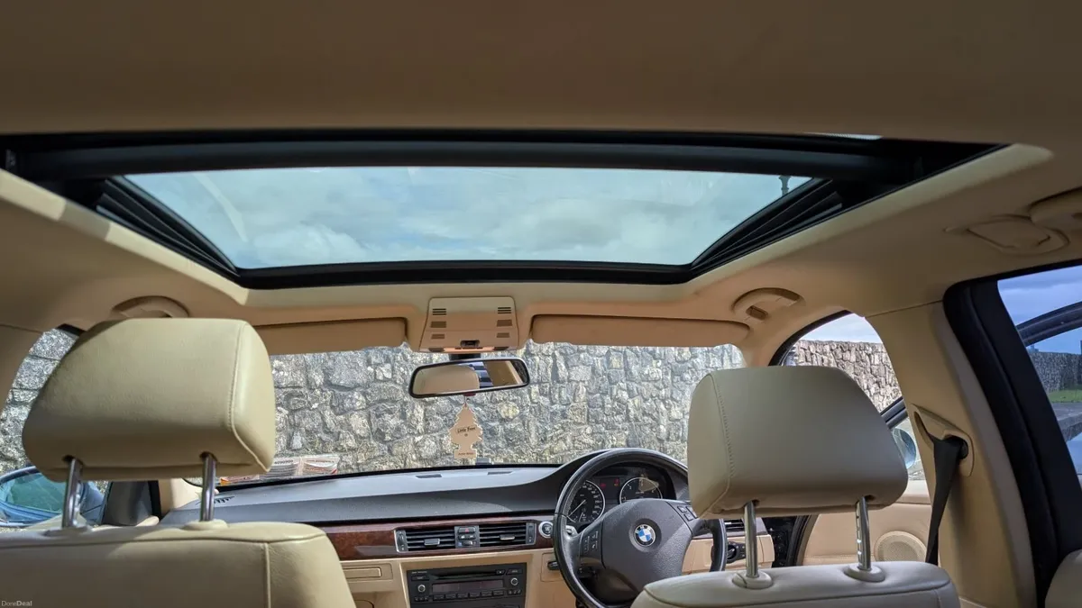 BMW 3-Series 2008 - Image 6
