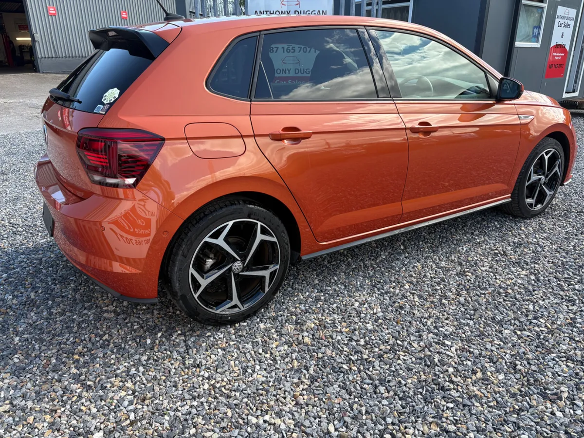 R-line Volkswagen polo 1.5 Automatic - Image 3