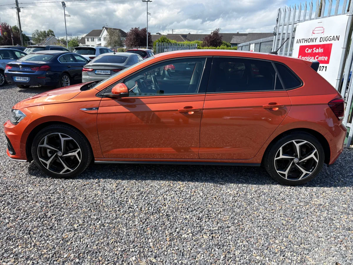 R-line Volkswagen polo 1.5 Automatic - Image 6