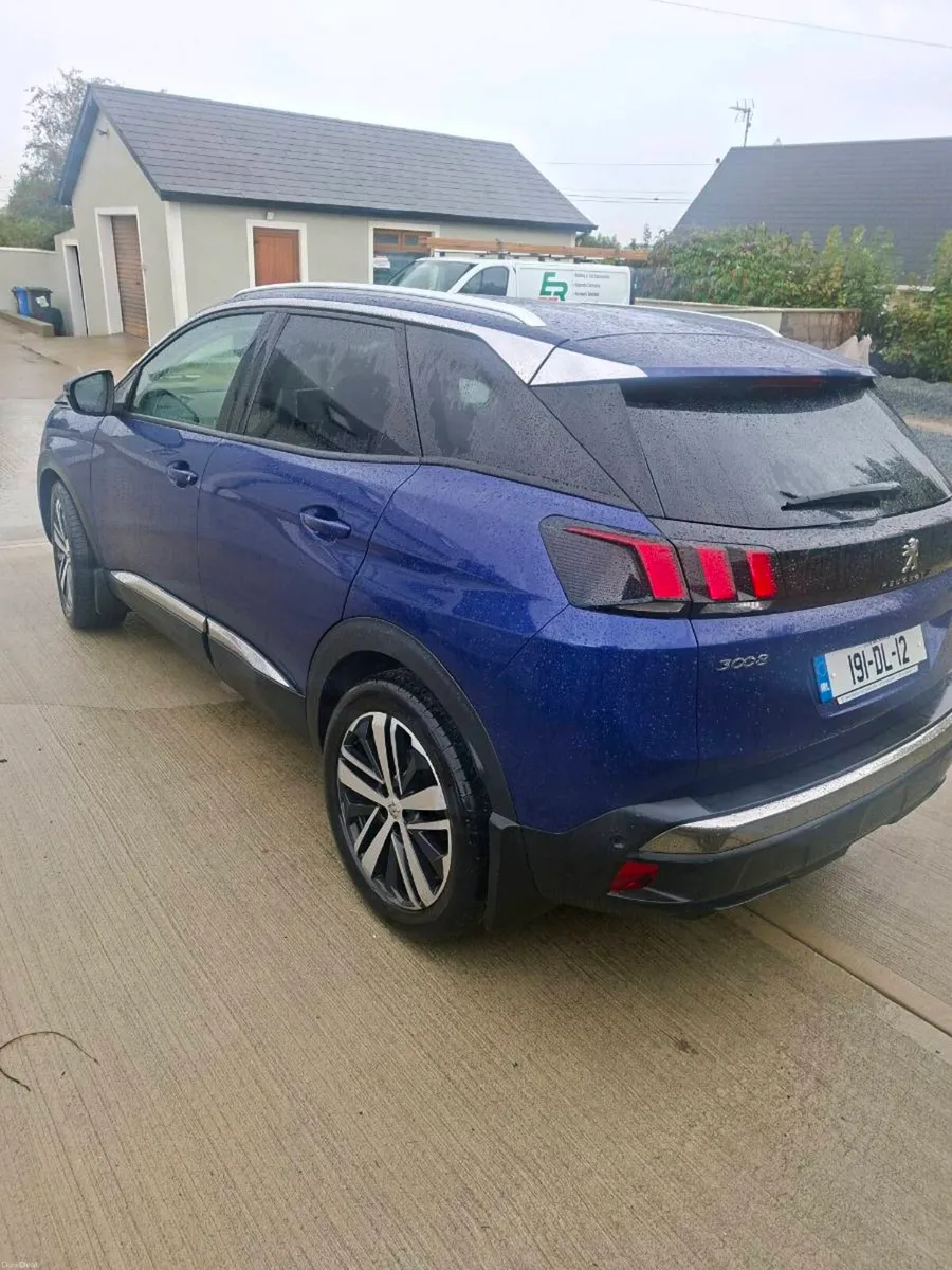 Peugoet 3008 ncted 08/2028 - Image 3