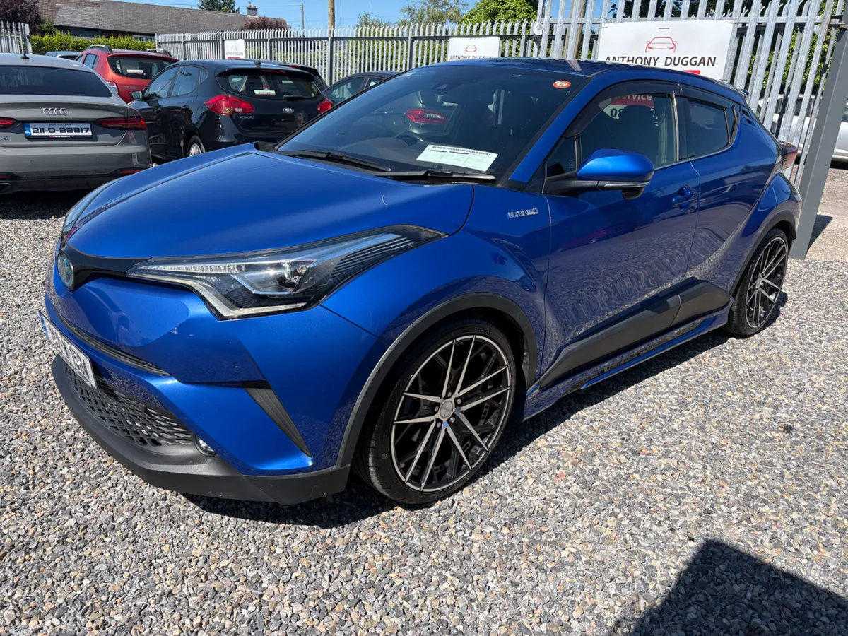 182 Toyota C-HR hybrid - Image 6