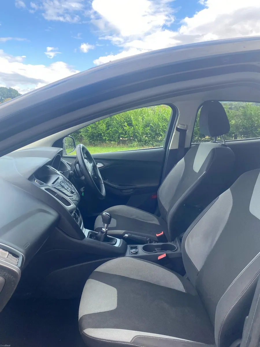 Ford Focus - Image 4