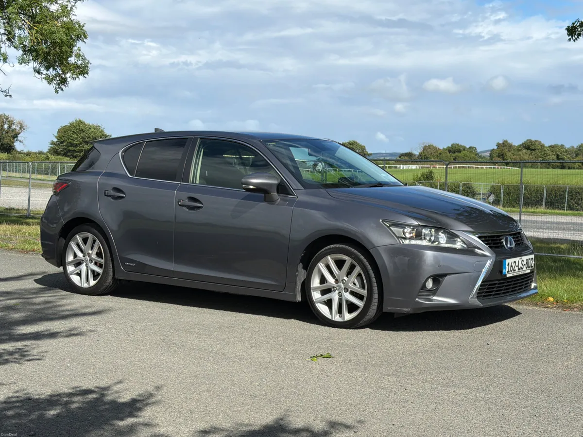 2016 Lexus CT 200 premium Fresh NCT - Image 2