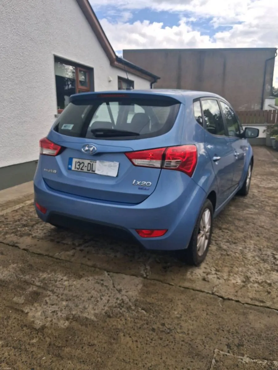 132 Hyundai IX20 - Image 4
