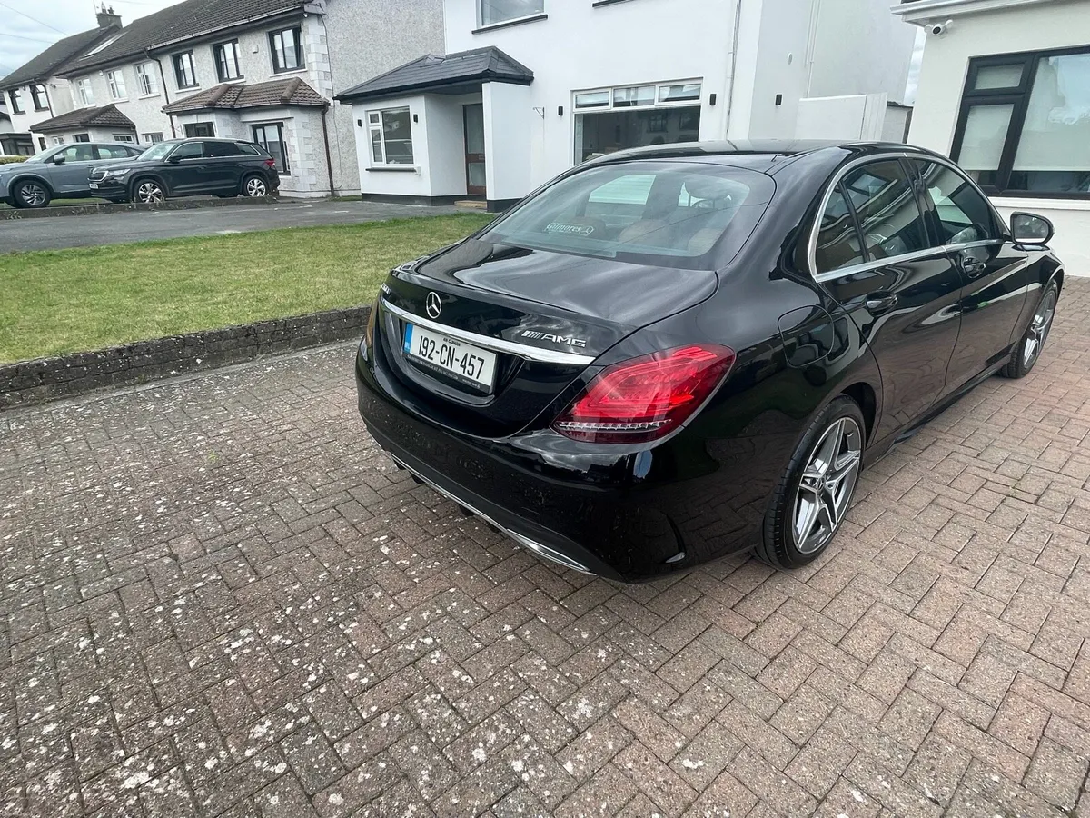 192 Mercedes Benz C200d AMG - Image 4