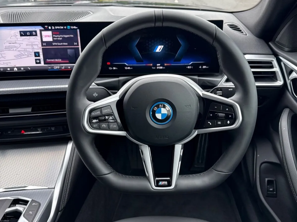 BMW i4 eDrive35 M Sport - Image 5