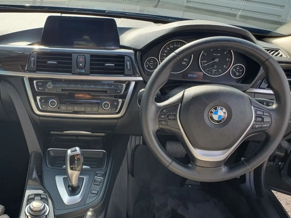 BMW 4-Series 420d Luxury Coupe - Image 4