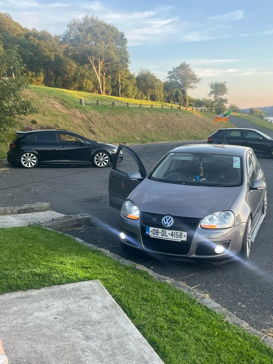 Car - Image 2