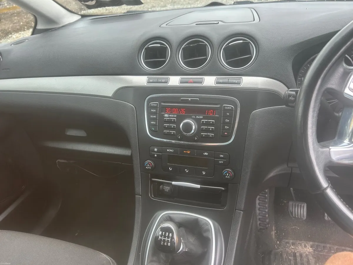 Ford Galaxy 2012 - Image 4