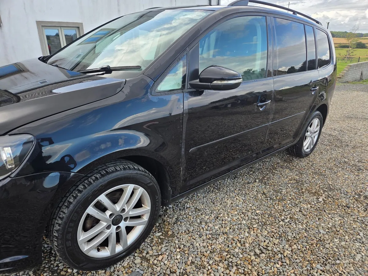 Volkswagen Touran 2012 1.6 Diesel Automatic - Image 6