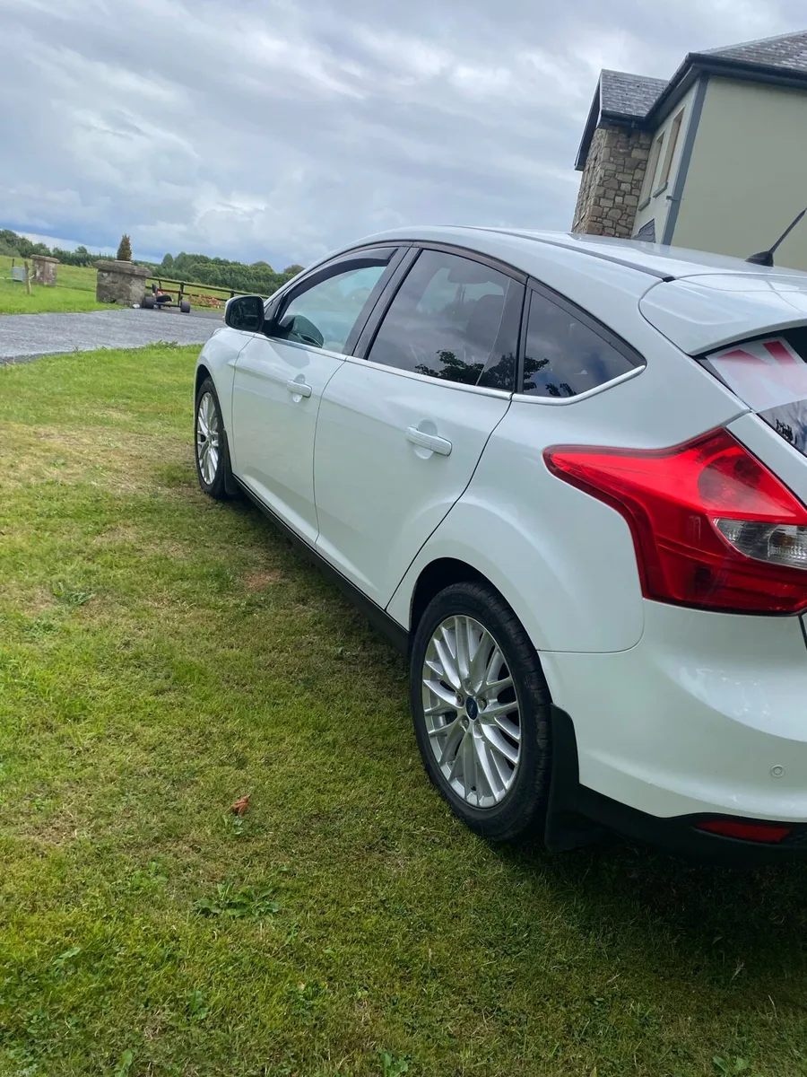 Ford focus 1l - Image 3