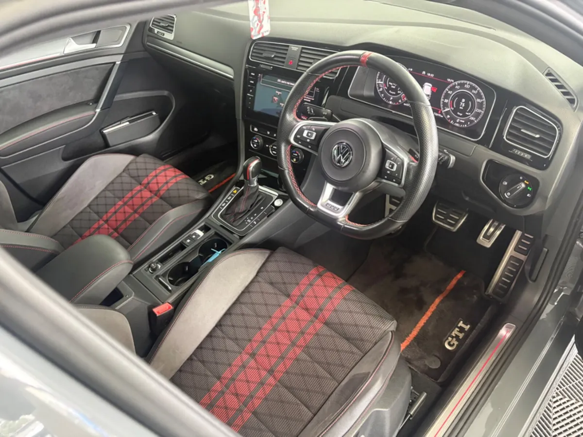 Volkswagen Golf VOLKSWAGEN GOLF GTI TCR 2.0 PETROL - Image 6