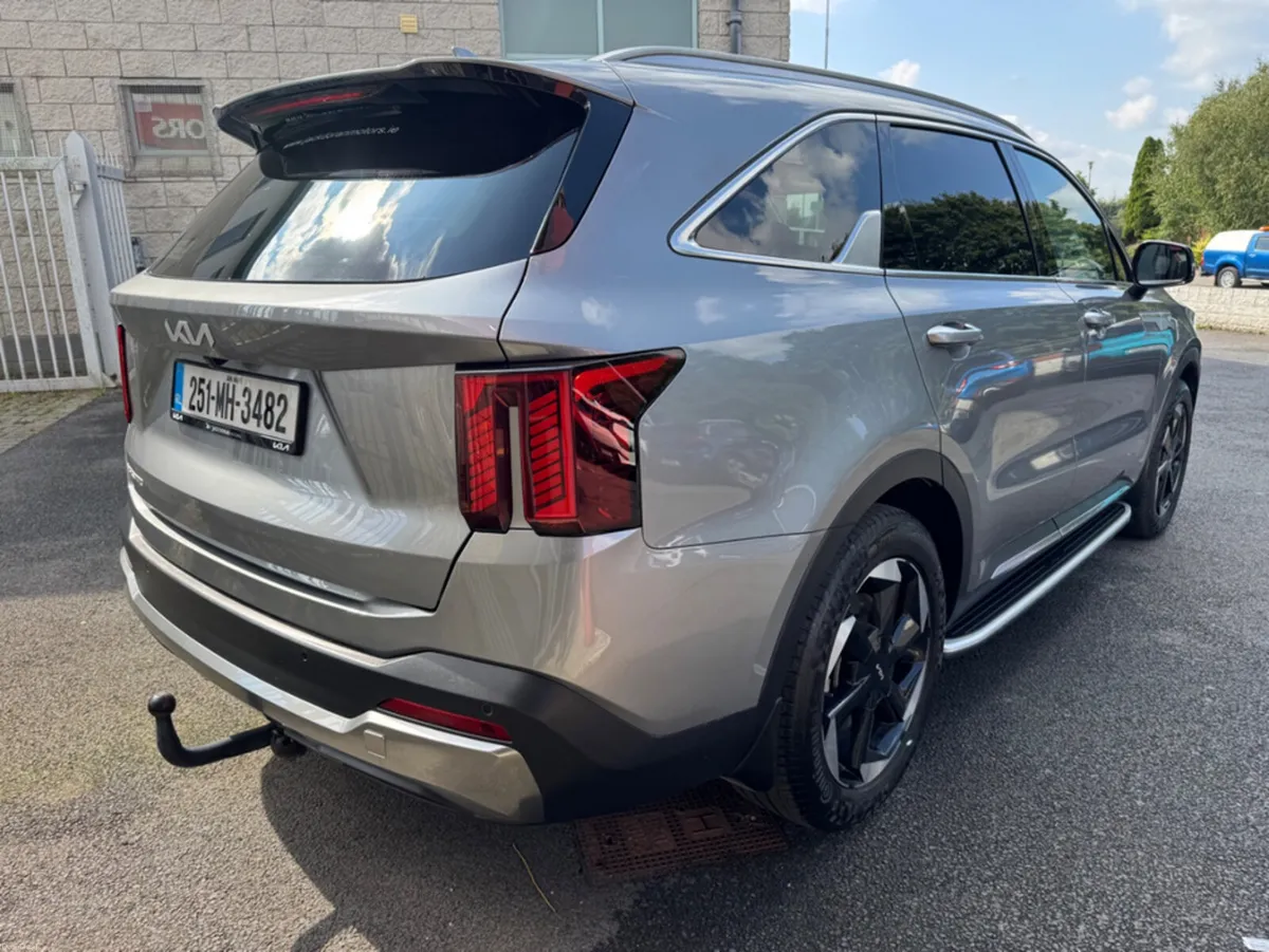 Kia Sorento DSL PE 7S - Image 2
