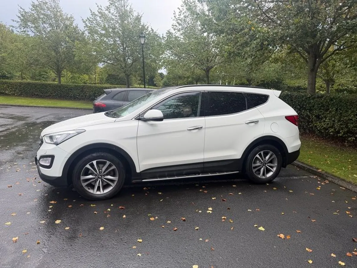 2015 Hyundai Santa Fe Premium 7 Seater AWD Auto - Image 3