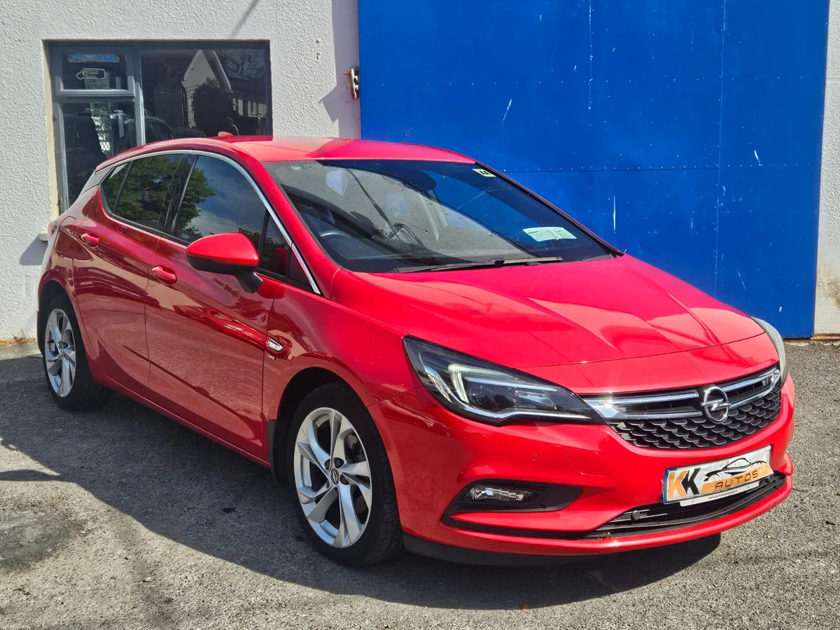 Opel Astra 2017 petrol - Image 5