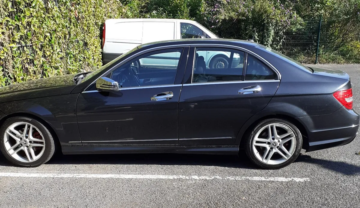 Mercedes-Benz C-Class 2013 - Image 4