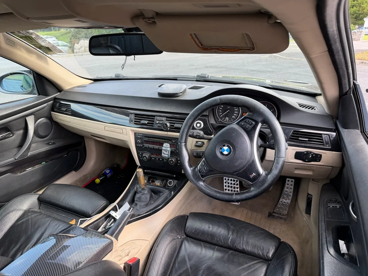 BMW 330d - Image 5