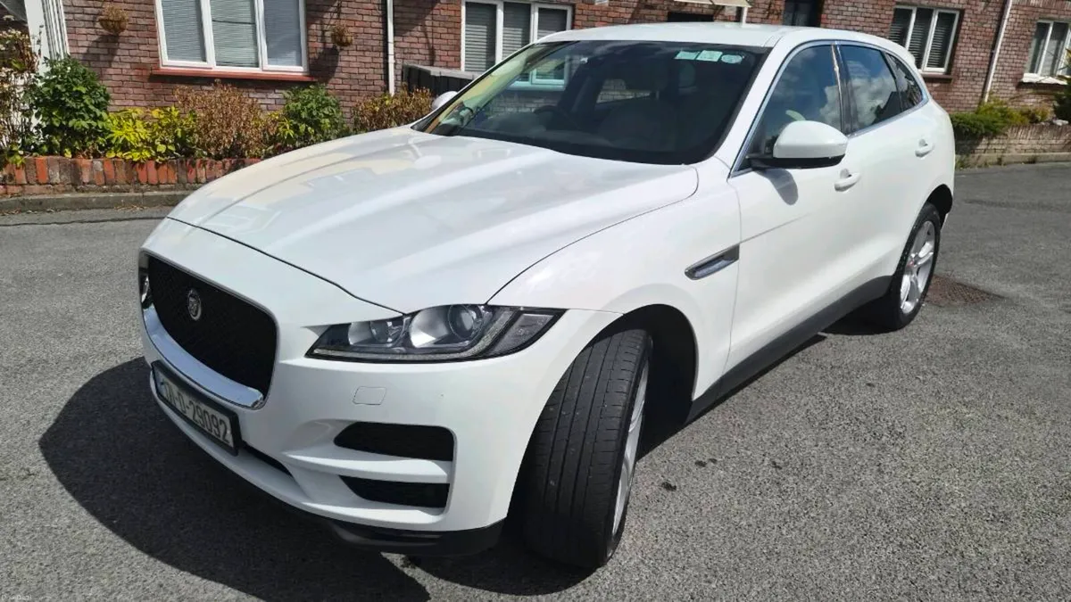 Jaguar F-Pace 2017 - Image 5
