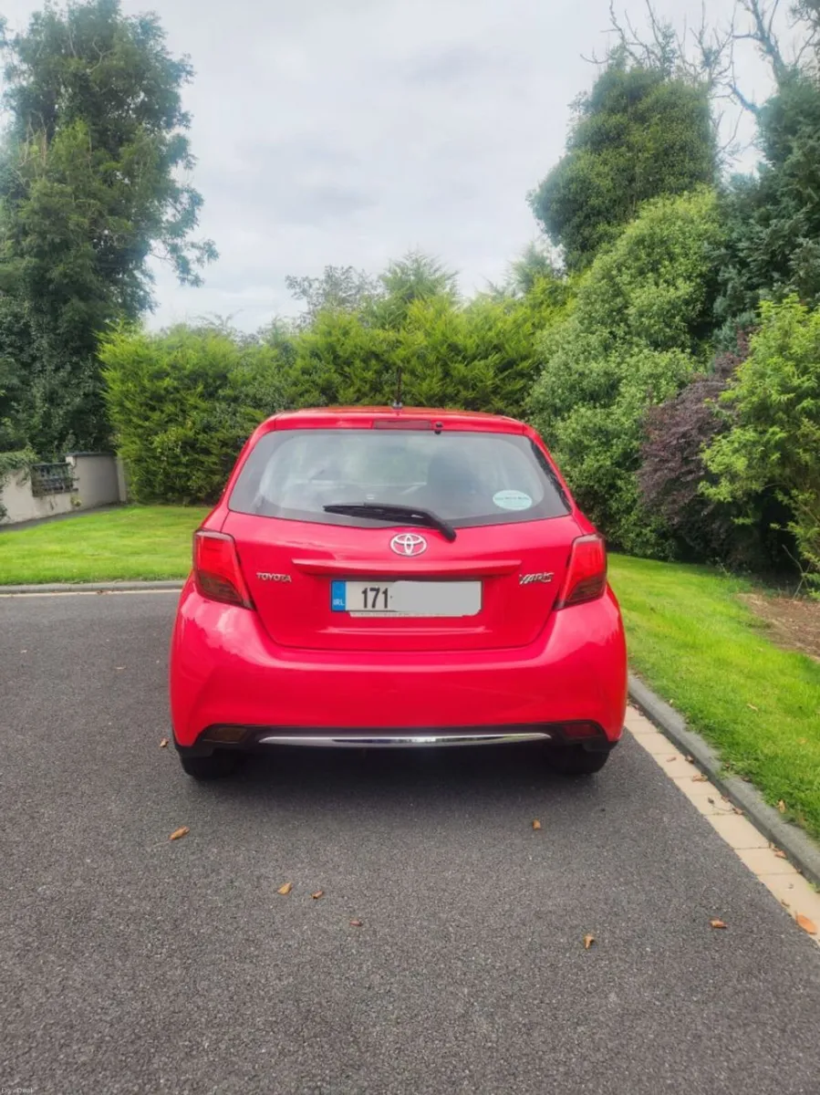 2017 (171) Toyota Yaris 1.0 Luna Petrol – 97,500 k - Image 3