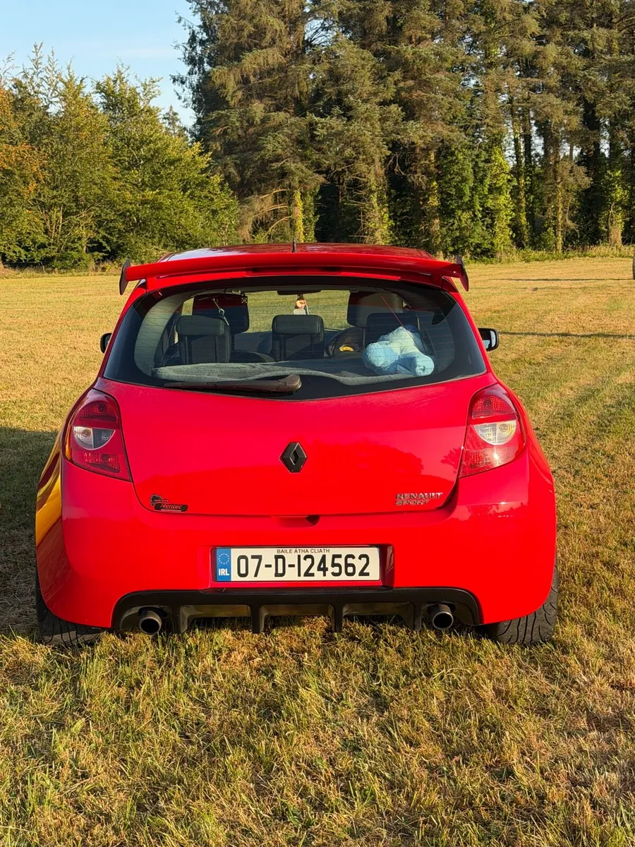 Renault Clio 197 RS - Image 5