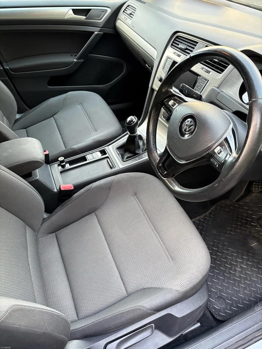 Volkswagen Golf 1.6TDI 2014 for sale in Galway - Image 5