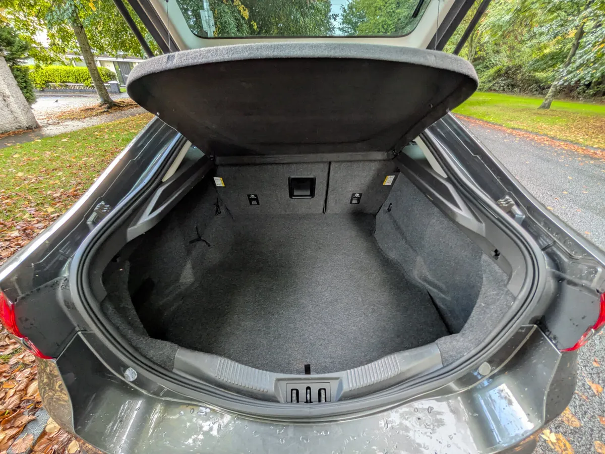 2019 Ford Mondeo ***NCT 08/27 & Tax 04/27*** - Image 6
