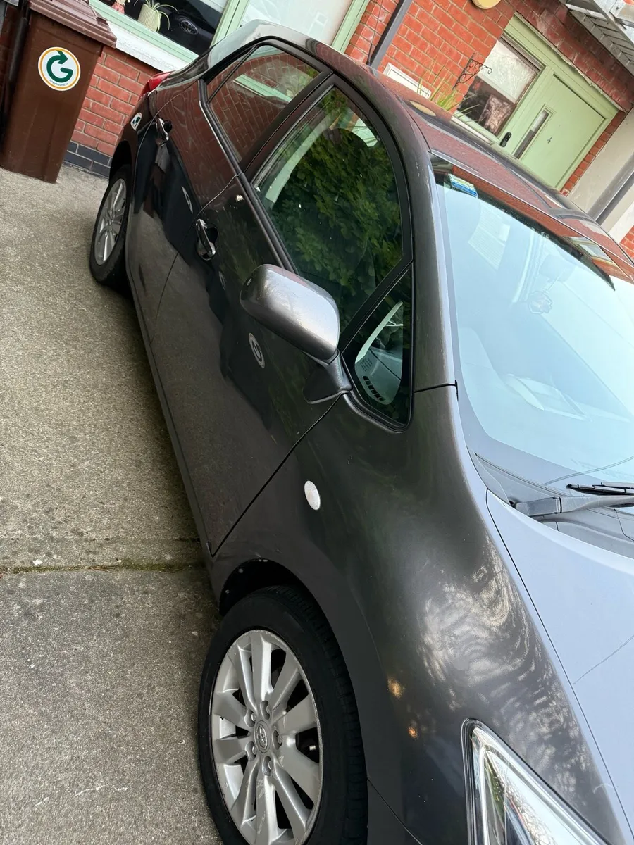 2007 Toyota auris - Image 4
