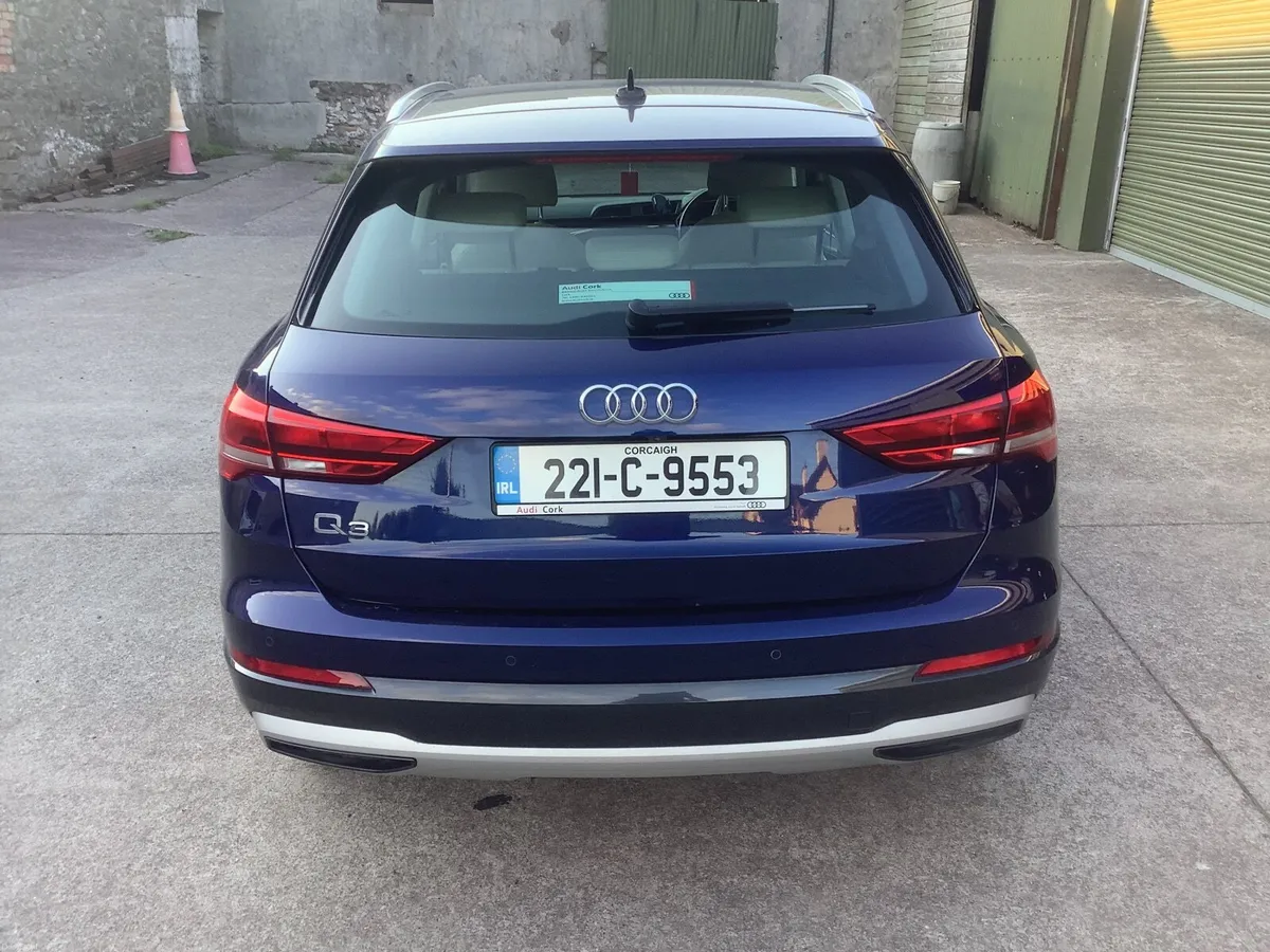 Audi Q3 2022 - Image 2