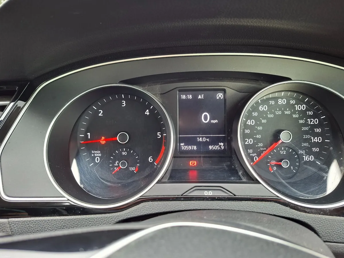 Volkswagen Passat 2.0 TDI Business Edition 2015 - Image 3