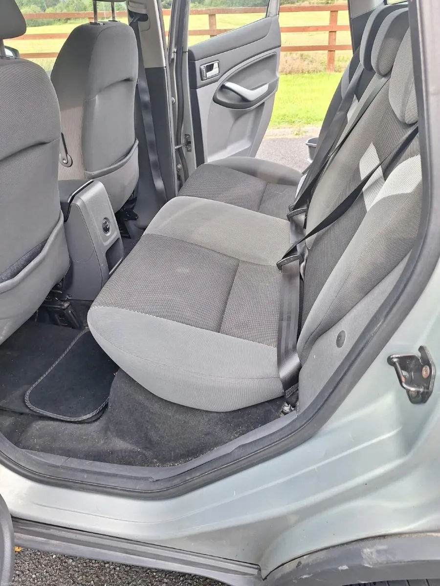 Ford Kuga 2010 - Image 4