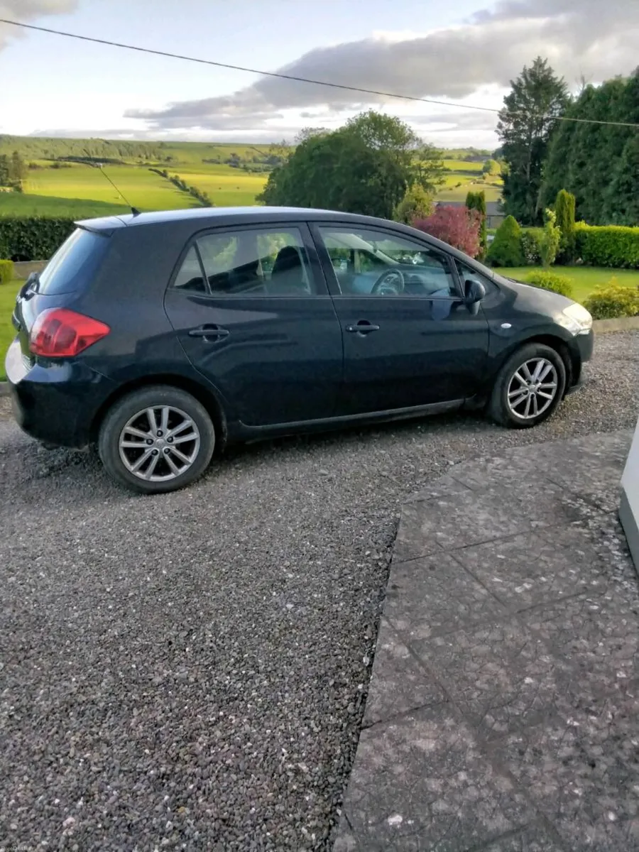 Car - Image 3
