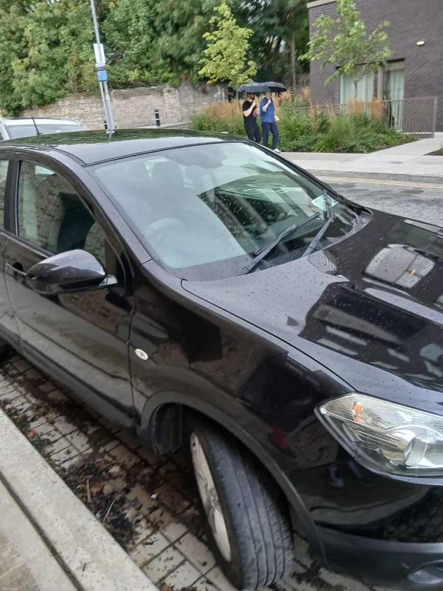 Nissan Qashqai 2010 - Image 4