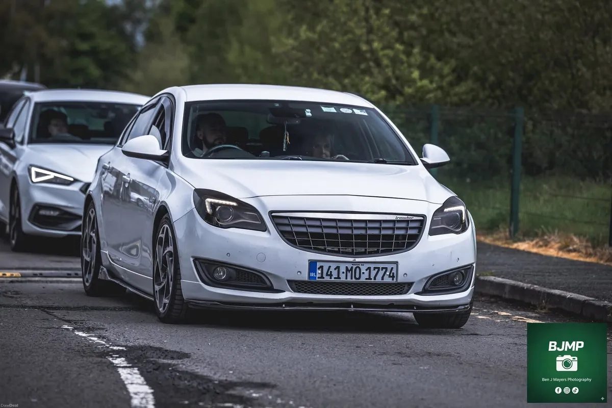 Vauxhall Opel Insignia SRi VX-Line BiTurbo - Image 2