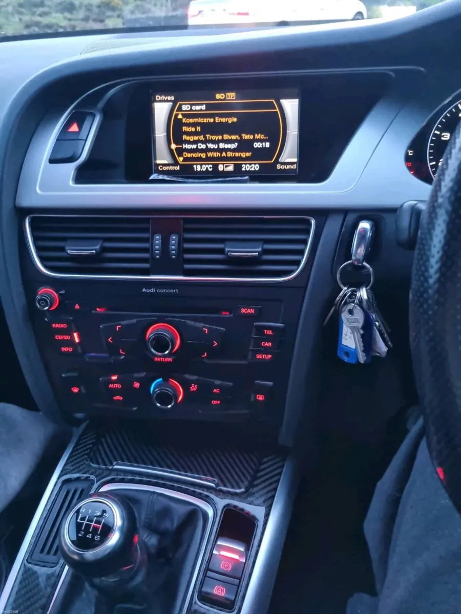 Audi A4 S Line 1.8 TFSI 160 Bhp - Image 2